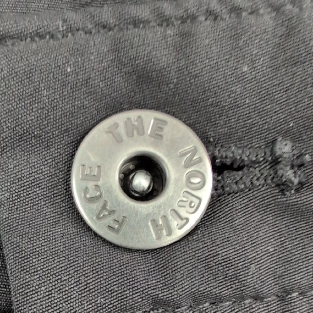 The North Face Men's Black Hiking Travel Pants Size 38 Short​